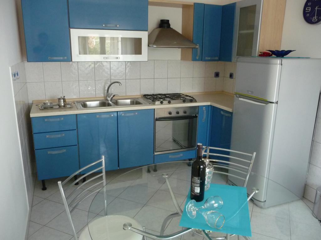 Apartments Noris Pula Exterior foto